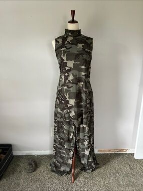 Sleeveless Camo two piece with High Neck tank and wide leg pant